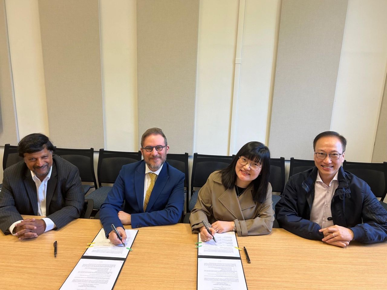 <p>Representatives from Penn State’s Department of Applied Linguistics and the Education University of Hong Kong recently gathered at Penn State to sign a memorandum of understanding establishing a partnership between the two entities.</p>