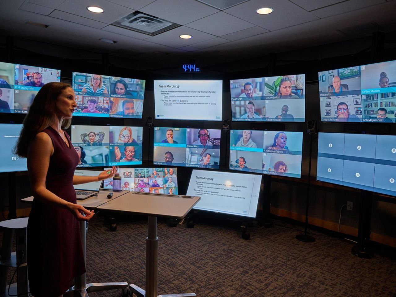 <p>The Penn State Smeal College of Business’ virtual teaching studios are attracting graduate students from around the world and providing them with a highly engaging team-based learning environment.</p>